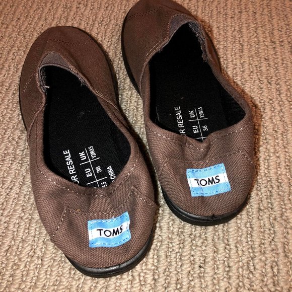 Toms Shoes - Toms Brown Canvas with Black Soles